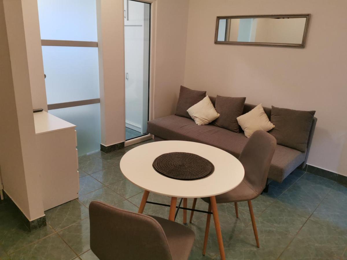 Goriska Apartments อายดอฟช์ชีนา ภายนอก รูปภาพ